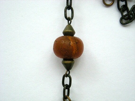 Vintage Hammered Copper and Black Chain Necklace - image 3