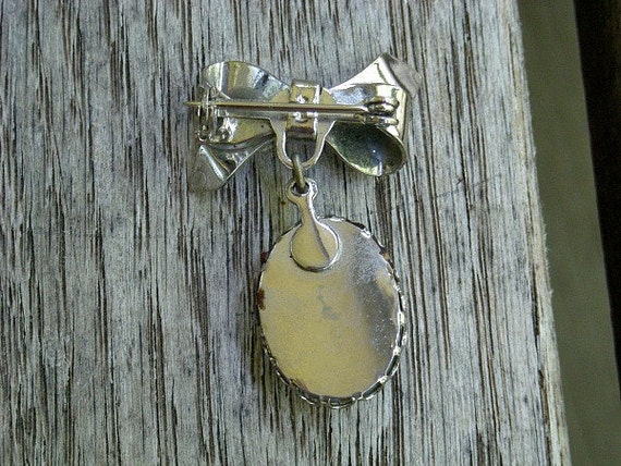 Vintage Moonstone Pin with Silver Finish Bow - image 5