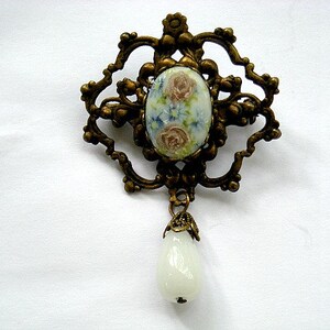 Vintage Filigree Brooch with Inset Milk Glass Teardrop Pendant