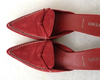 FENDI 38 eu, 5 uk, 8 us, suede leather mules red slip on heels  pointed toe Y2K designer shoes made in Italy