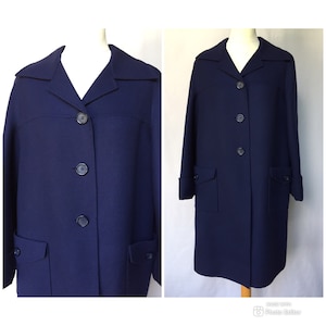 Simple Navy Blue Wool Coat with pockets, No lining Strait Button up Light Spring Fall Elegant Made in Italy Coat, Lightweight Size L, Large
