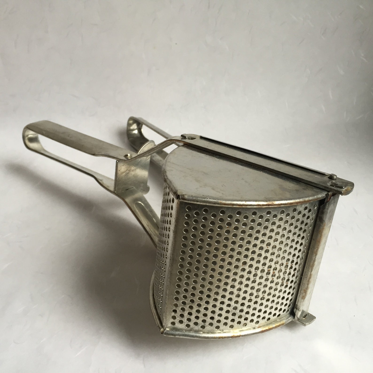 Potato Masher, Antique Ricer, Metal Potato Masher Utensil, Kitchen