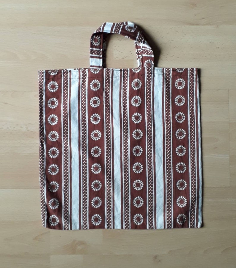 Pouch shoulder bag bag fabric bag brown white patterned ornaments flowers vintage
