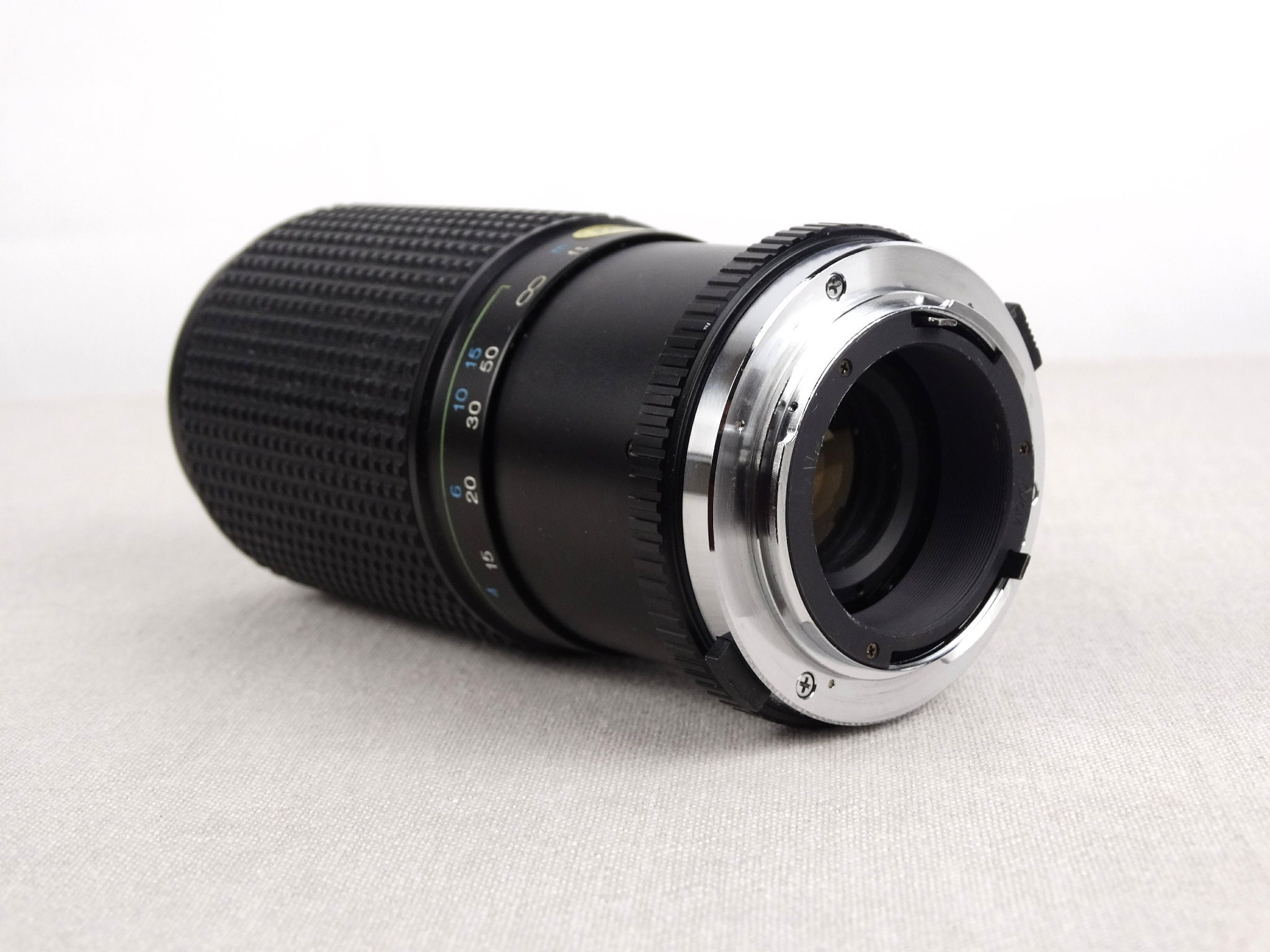 Tokina 80-200mm F4.5 ズームレンズ Tokina 80-200mm F4.5 ズームレンズ