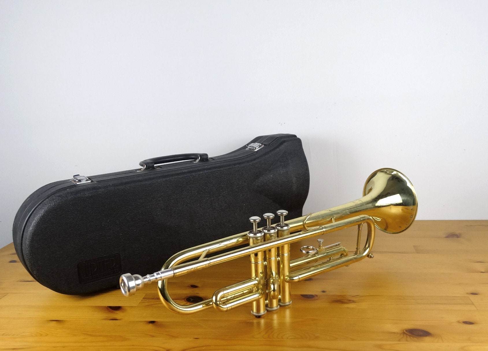 Jupiter JTR 300 Trumpet, Vintage Brass Trumpet, Student Jupiter JTR 300 Trumpet, Vintage Brass Trumpet, Student