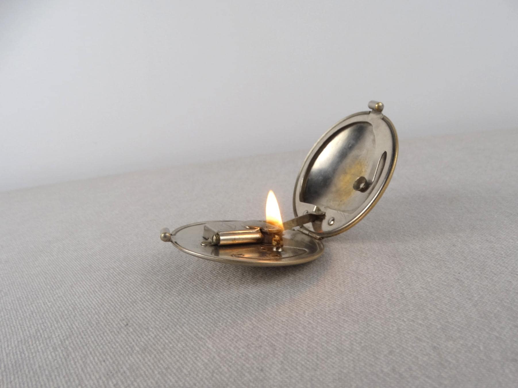 30’アンティーク 『USA POCKET LIGHTER 未使用デッドストック 1940, Allbright Plaza Lighter, Antique Compass Lighter, Brass