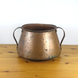 Rustic Copper Cauldron, Copper Plant Holder, Copper Planter, Copper Flower Pot, Copper Pail, Witches Cauldron Pot, Fireplace Copper Pot