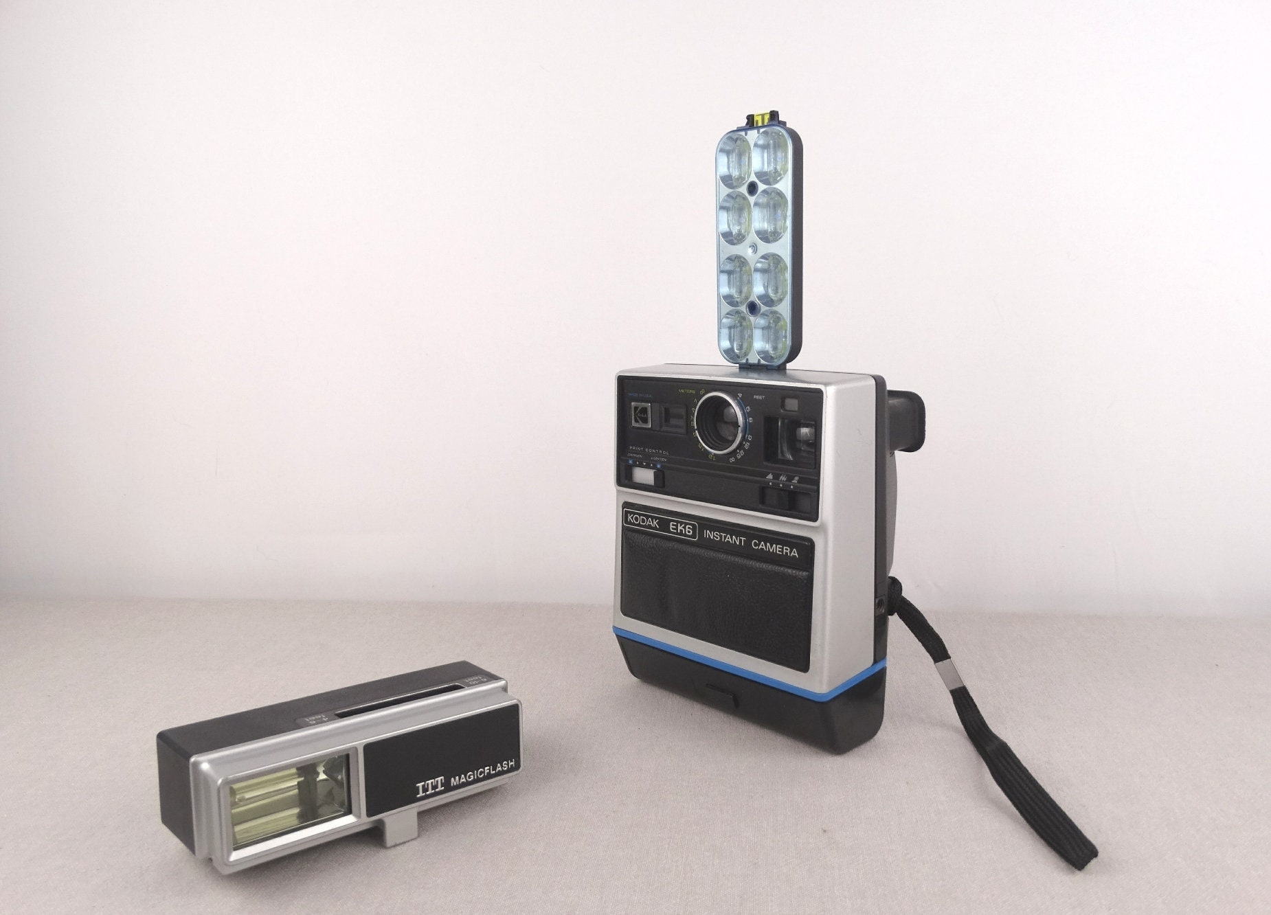 Kodak Ek6 Instant, ITT Magicflash, Vintage Land Camera, Film Camera ...