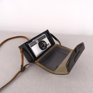 Kodak Instamatic 220 Camera, Old Film Camera, Photo Camera, German Camera, Retro Photo Camera, Flash Camera, Kodak Instamatic, Kodak Camera