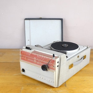 Garrard SPR 10, Portable Record Player, Transistor Radio, Vinyl Player, Old Turntable, Gramophone, Retro Music Box, Teal Player, Phonograph