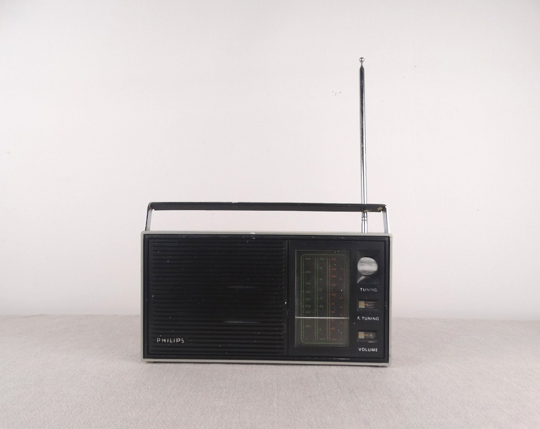 PHILIPS LCDテレビ FM/AMステレオ受信機　90年式 il_fullxfull.5832468466_bubv.jpg