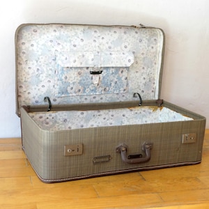 Old Travel Valise, Grey Suitcase, Old Luggage, Train Case, Old Suitcase, Luggage Decor, Antique Luggage, Trunk, Grey Valise, Travel Trunk image 1