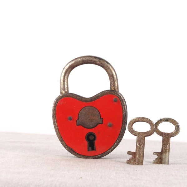 Burg Padlock, Love Padlock, German Padlock, Old Love Lock, Working Padlock And Key, Wedding Padlock, Red Padlock, Metal Lock, Skeleton Keys