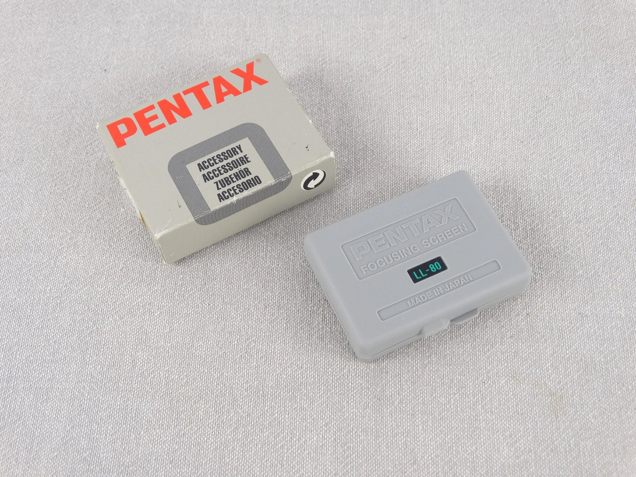 Vintage Pentax Focusing Screen LL80, Pentax AF Divided Matte Screen, Pentax Camera Screen, Pentax Accessory, Pentax Must Have, Pentax LL 80 Vintage Pentax Focusing Screen LL80, Pentax AF Divided Matte Screen, Pentax Camera Screen, Pentax Accessory, Pentax Must Have, Pentax LL 80