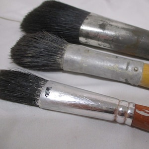 Paint Brushes, Set of 3, Vintage Artist Supplies, Old Chalk Painting Brushes, Varied Sizes