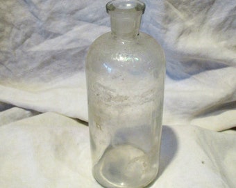 Apothecary Jar, Iridescent, Vintage Old Apothecary Medicine Laboratory Salvage