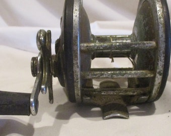 Vintage 70s Brunswick Zebco 700 Spincasting Reel With Box, Copper
