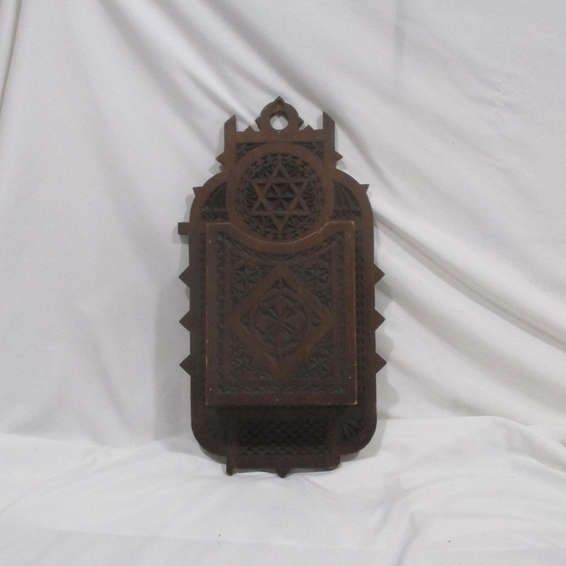 Plastic Dark Forest Holder main image 1