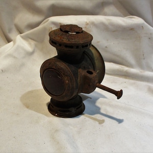 Car or Truck or Carriage Tail Light, Old Car Parts Light, Restoration, Antique Petroliana Salvage