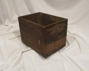 Wood Crate, Vintage Shipping Crate, Baker's Premium Chocolate, Dorchester Massachusetts Factory Advertising Antique Box