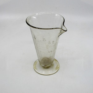 Vintage Lab Beaker: Hand Etched 4 oz Glass Flask