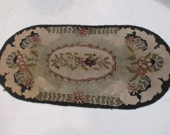 Hooked Rug, Large Oval Sofa Size, Vintage Floral and Abstract Hooked Rug, Old Hand Made Carpet