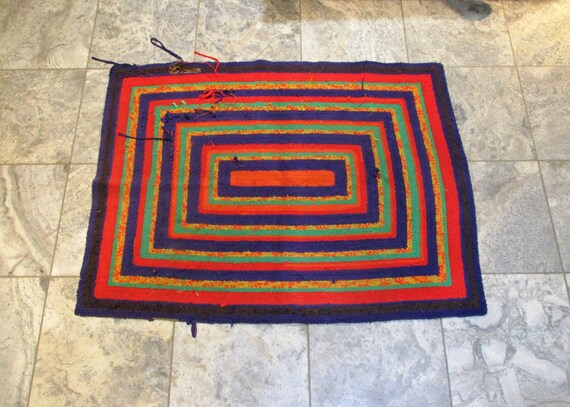 Hooked Rug, Concentric Rectangles, Vintage Hand Made Carpet, Antique Carpet