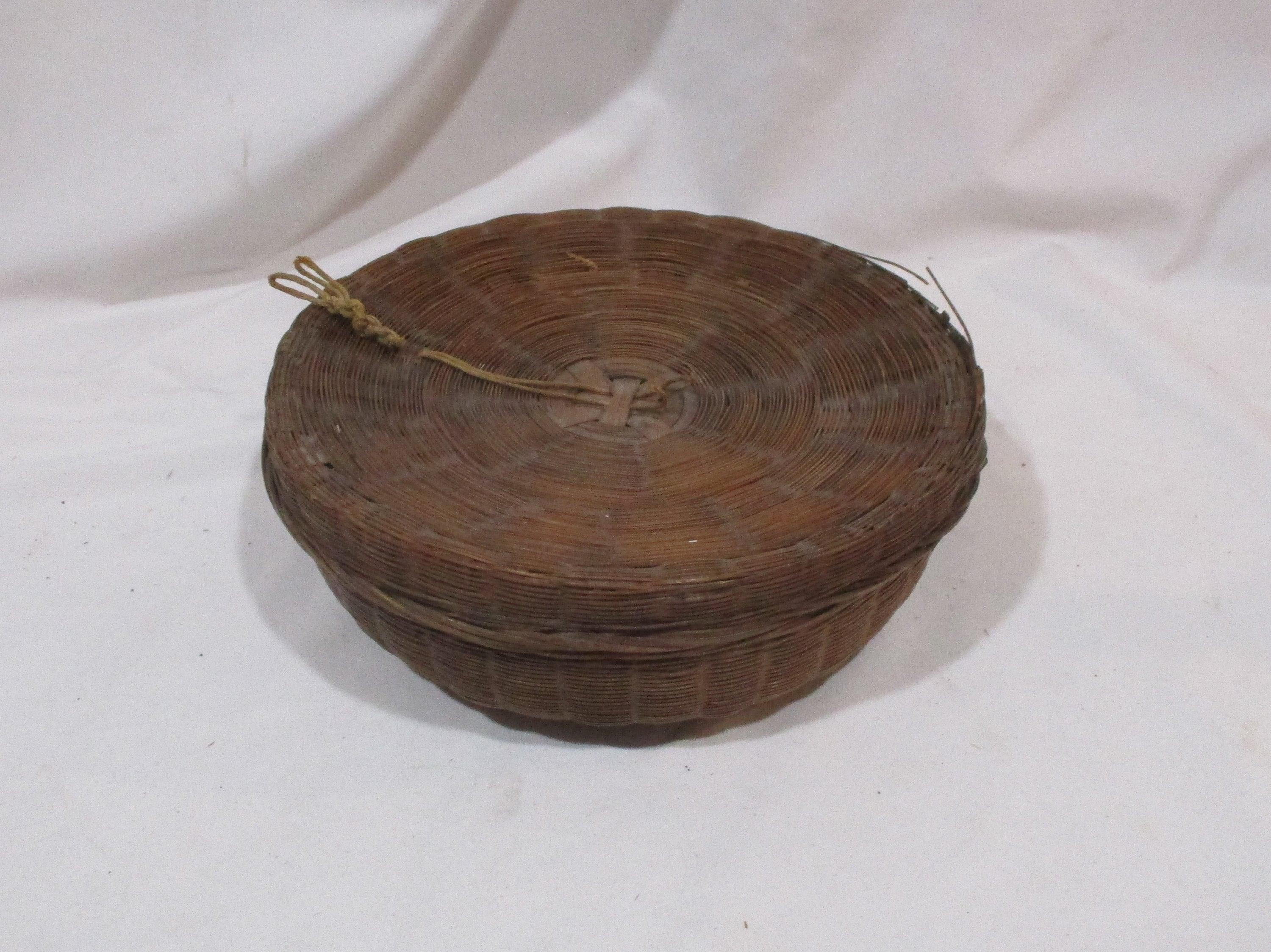 Early America Basket - Etsy