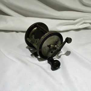 Pflueger 4 Brothers Eclipse Surf Casting Reel, Vintage Fishing Equipment, Early Fishing Gear, Field and Stream Salvage