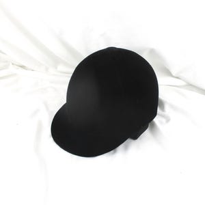 Vintage Black Velvet Equestrian Riding Helmet (size 7 1/4  display picture 2