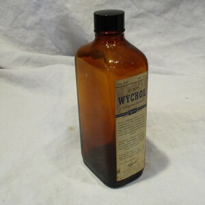 Vintage Wyeth Laboratory Bottle: Brown Glass Apothecary Decor