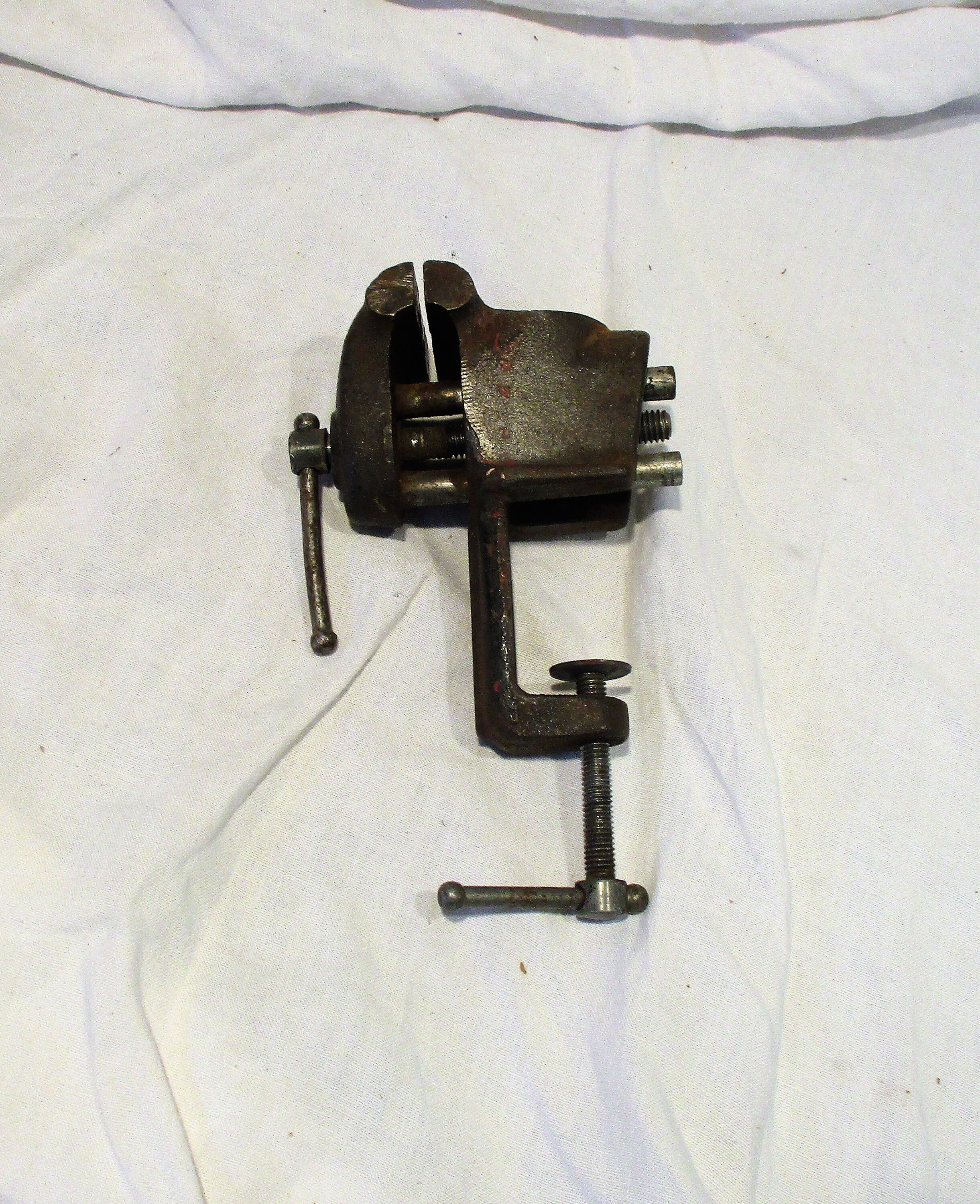 Old Anvil Vise Craftsman Bench Vise Vintage Shop And Foundry Etsy