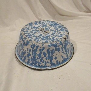 Retro Mid Century Teal or Light Blue Agate Swirl Enamelware Medium Bowl, Vintage Splatter Ware Camping Bowl