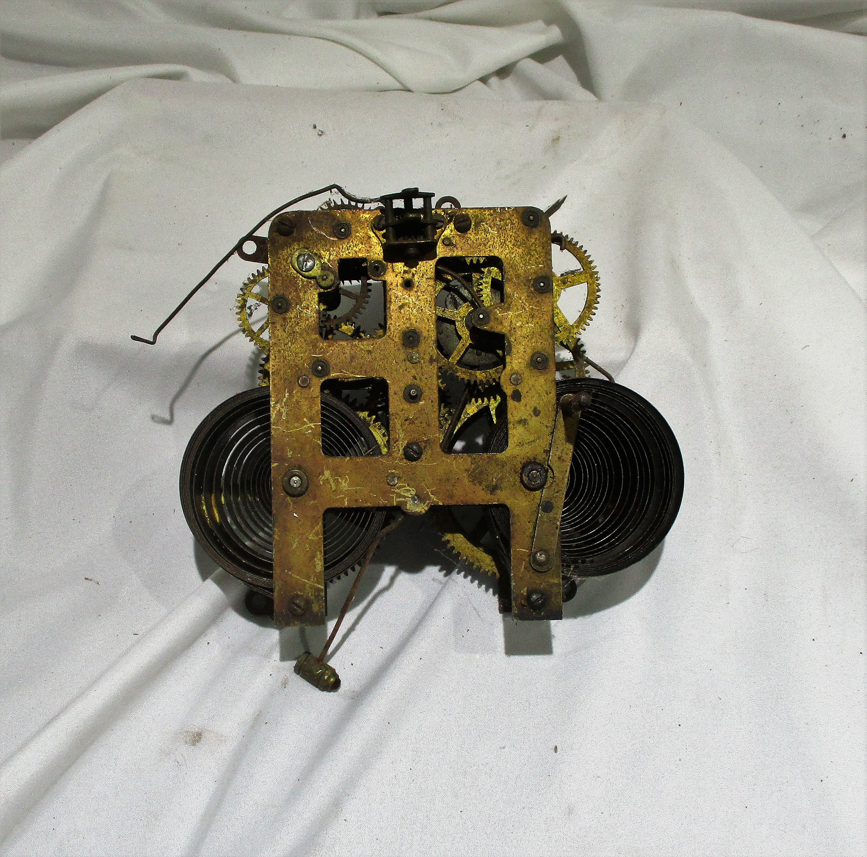 Vintage Waterbury Clock Movement: Steampunk Brass Timepiece