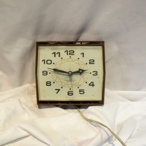 Westclox Wall Clock, Retro Mid Century Melody, Atomic Age Style, Works!