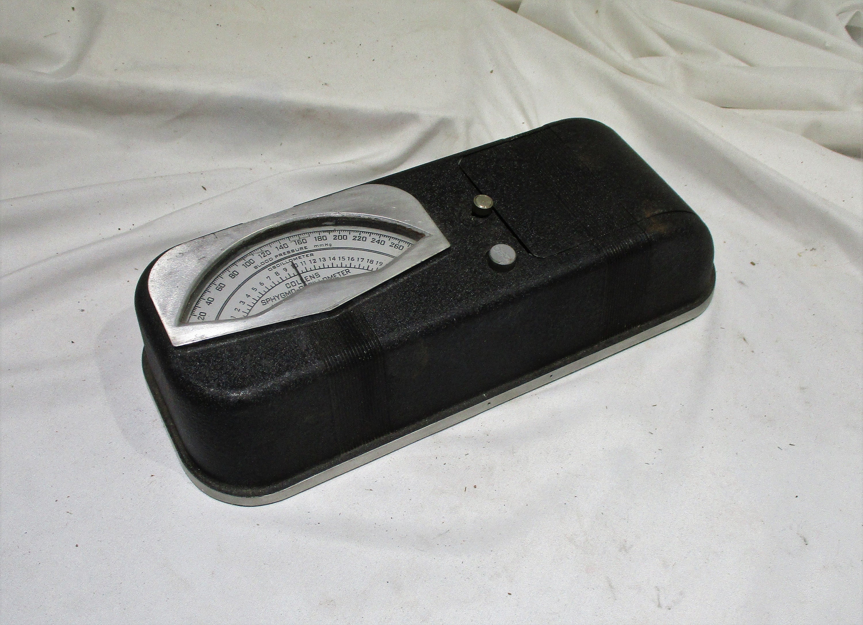 Collens Sphygmo Oscillator, Vintage Blood Pressure Tester, Old Medical Equipment