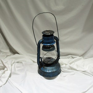 Dietz Little Wizard Antique Railroad Lantern, Blue with Clear Glass Globe, Old Railway Salvage