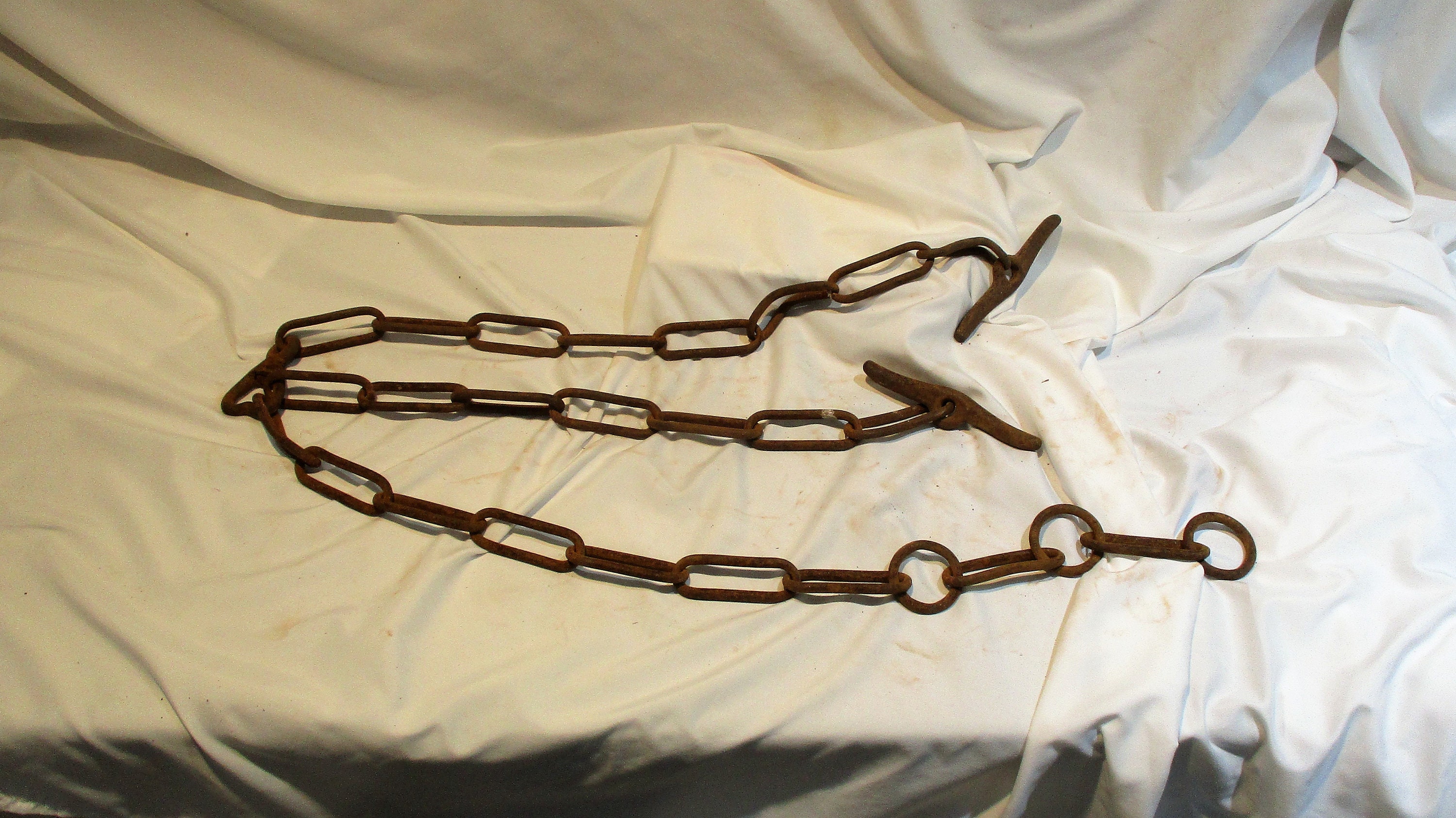 antique MALLIABLE CAST IRON Square Link Farm Machinery Chain 4' loop Flat  Chain