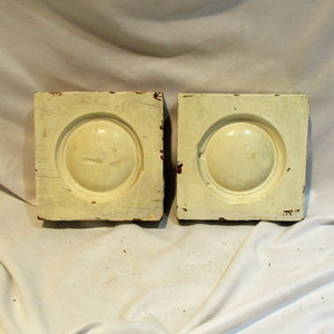Bulls Eye Corner Blocks: Architectural Salvage Plinth (Pair)