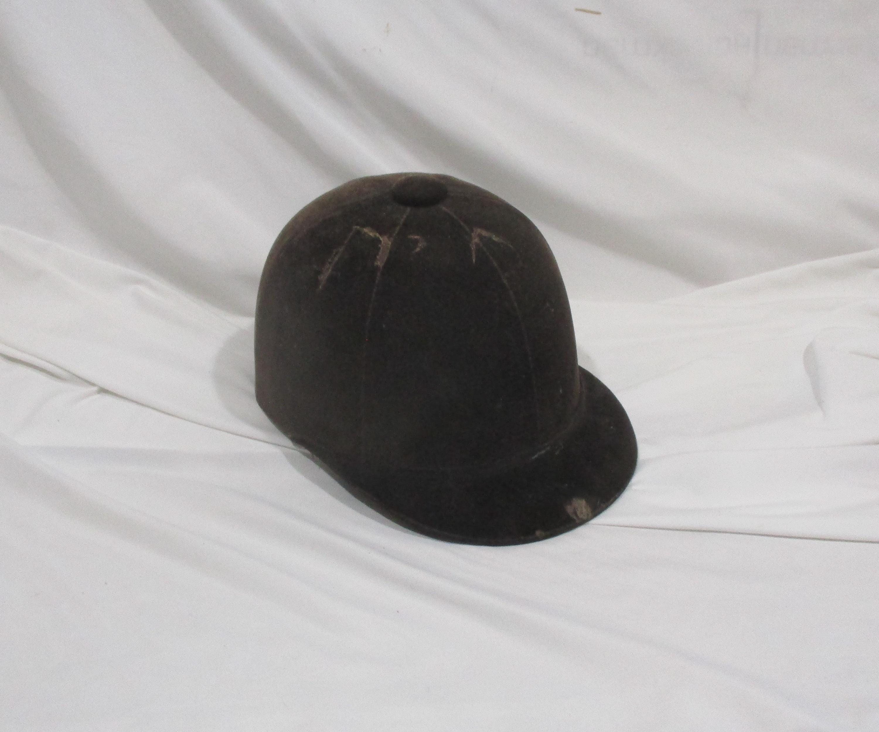 Vintage equestrian safety riding hat Vintage Brown Velvet Equestrian Helmet - Size 6 7/8 - Etsy main image 3