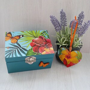 Flower & Butterfly - Wooden Box + Heart set 12cm, Keepsake Box | Trinket Box | Jewellery Box | Memory Box. Decoupaged with hinged lid