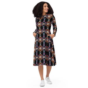 Abstract Print Midi Dress: Long Sleeve Jersey Knit with Pockets