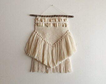 Semplice tessuto da parete appeso / / Tessitura minima / / Macrame Wall Hanging / / Decorazione murale scandinava