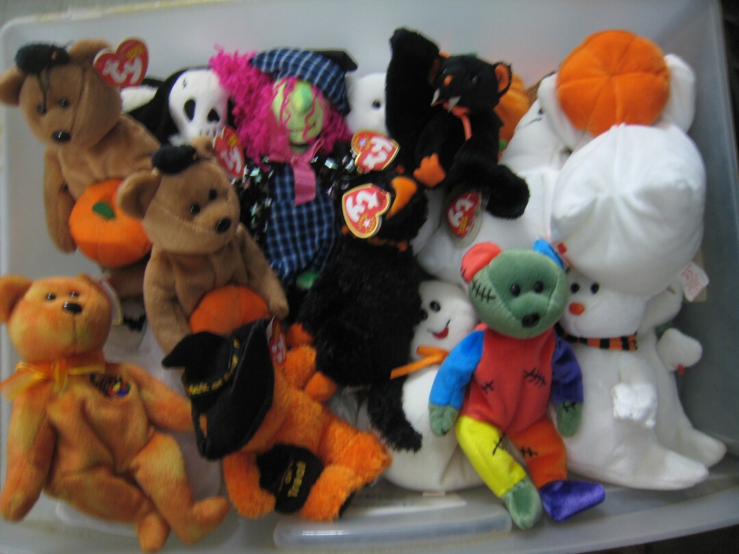 New TY Halloween Beanie Babies Creepers, Ghoul, Goulainne, Pumkin