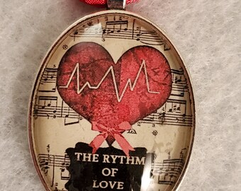 Music; heart; love; pendant; necklace