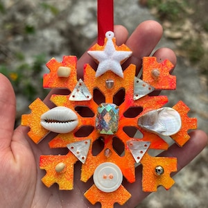 Handbemalte Weihnachtsfeiertags-Glitter-Schneeflocke-Verzierung