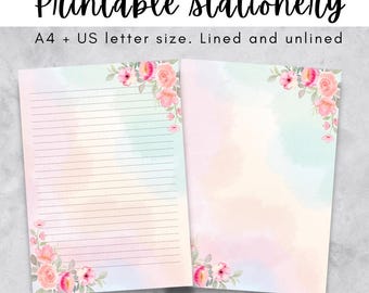 Peut inclure: Papeterie imprimable en format A4 et lettre US. Le papier a un fond aquarelle avec des fleurs roses dans le coin. Une feuille est lignée et l'autre est non lignée.