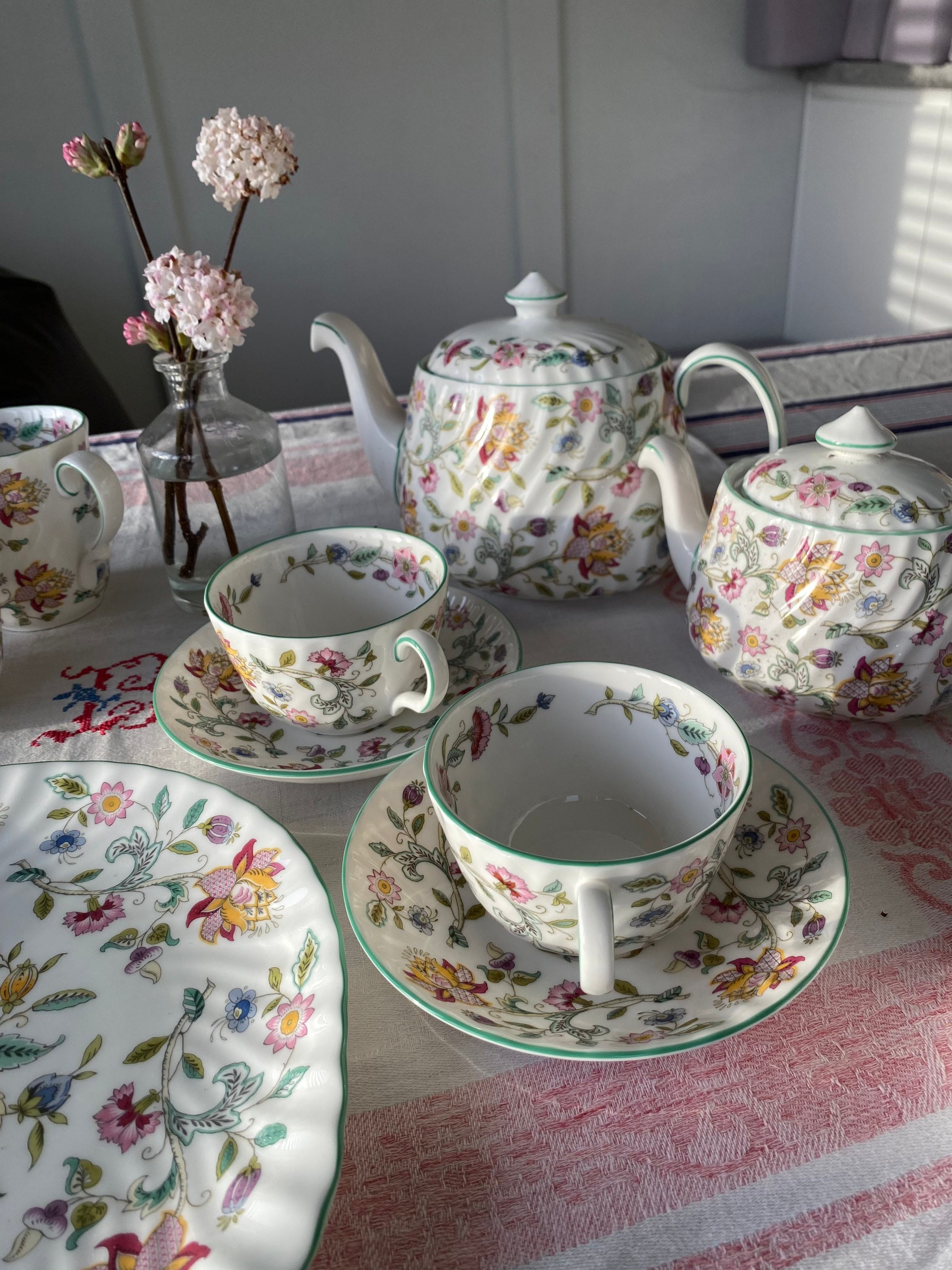 MINTON/ミントン HADDON HALL/ハドンホール 4枚 小皿 ケーキ皿 MINTON/ミントン HADDON HALL/ハドンホール 4枚 小皿 ケーキ皿