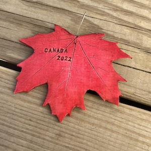 Canada 2023 maple leaf ornament, Canadian maple leaf ornament, gift for Canadian, Canada gift for nature lover