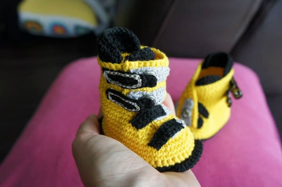 Rådne støn Opfattelse First Ever Crochet Skiing Boots - Etsy